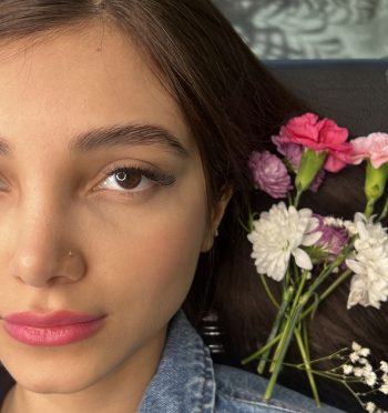 خدمات مژه فرشته